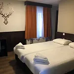 Ξενοδοχείο Damrak 2*