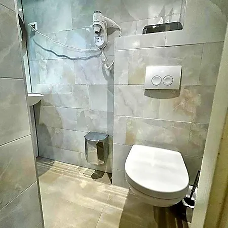 Hotel Damrak 2*