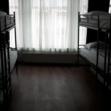 Damrak Szálloda 2*